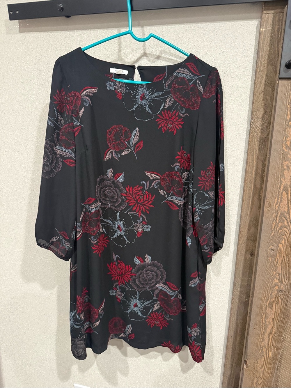 Maurices Black Long-Sleeve Floral Shift Dress with Red and Gray Blooms